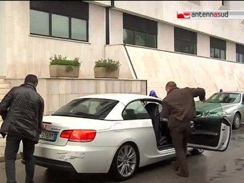 14.11.12 TG Soldi e carburante per evitare le multe: arrestati carabinieri e poliziotti