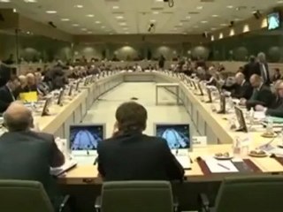 Bruselas exige a España que aclare sus medidas para cumplir el déficit en 2014