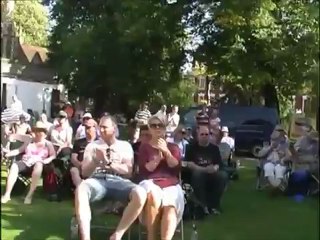 Rapaz arrasa com voz incrível no «Newark Blues Festival 2012»