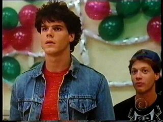 anos 80s filme brincando com fogo 1986