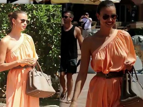 Celebrities Who've Gone Braless