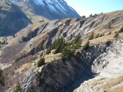 Parapente sur la chaine des aravis mi novembre !