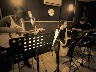 Oumy Bah auteur-compositeur-interprète-arrangement Julien Decaux "PARFOIS"