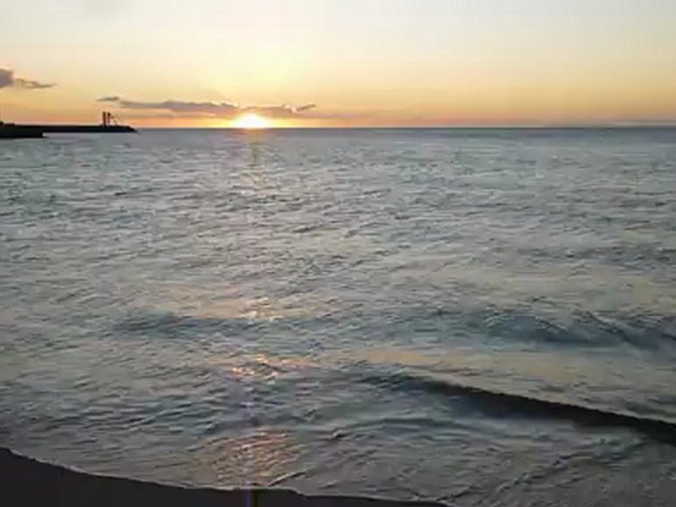 La plage des Cabanes de Fleury un matin d hiver