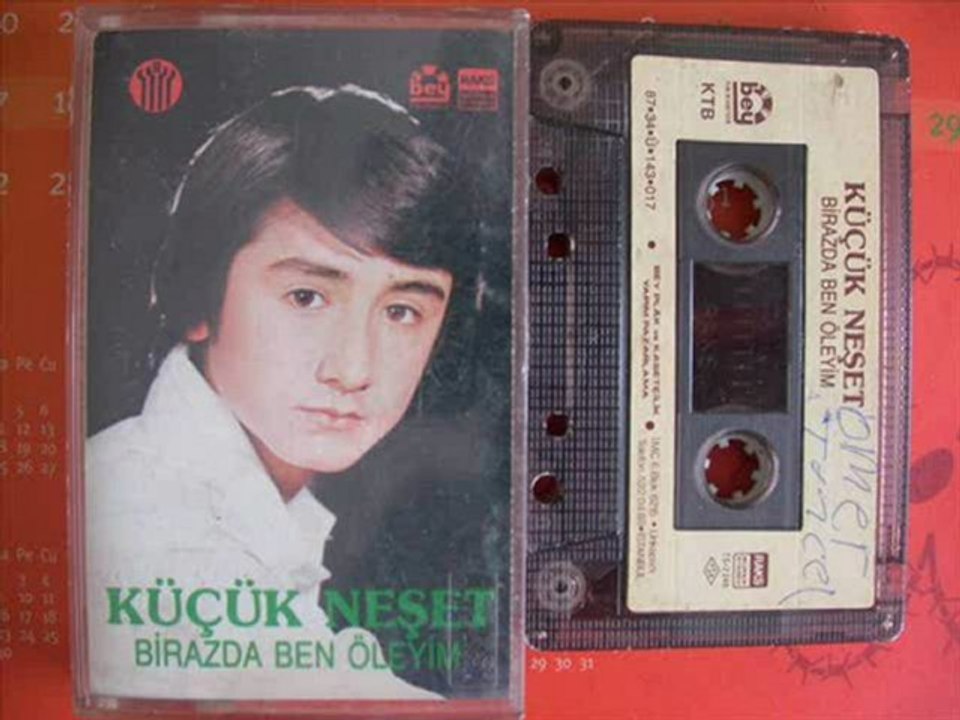 Küçük Neşet - Aramızda Bir Sır Vardı
