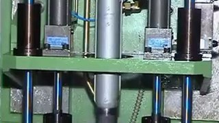 Vertical Honing Machine with axial clamping