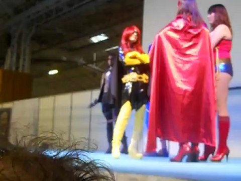 Paris Mangas février 2012 groupe DC vs Marvel