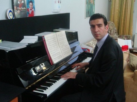 NİHAVEND LONGA 4 El (İki kişi) Piyano Özgür Savaş Güney Kevser Hanım Enstrümantel Türk Klasik Saz Eserleri Temel Bölüm Kanun ODTU KTMT Nota Arşivi ney neyzen Ud keman 2 3 4 Üç İki Peşrev