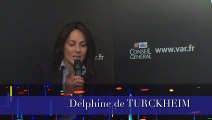 Delphine de Turckheim à la fête du livre à Toulon