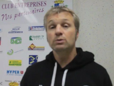 Football DH Voltigeurs Châteaubriant contre Orvault interview de Stéphane Mottin