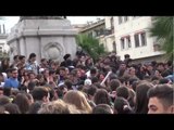 Aversa (CE) - Gli alunni scioperano in piazza Municipio (17.11.12)