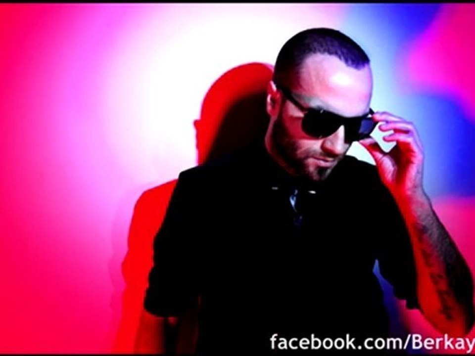 Berkay ft Elif Nun - Aşk Sadece 2012 /WwW.PoPuLeRSeSLi.CoM