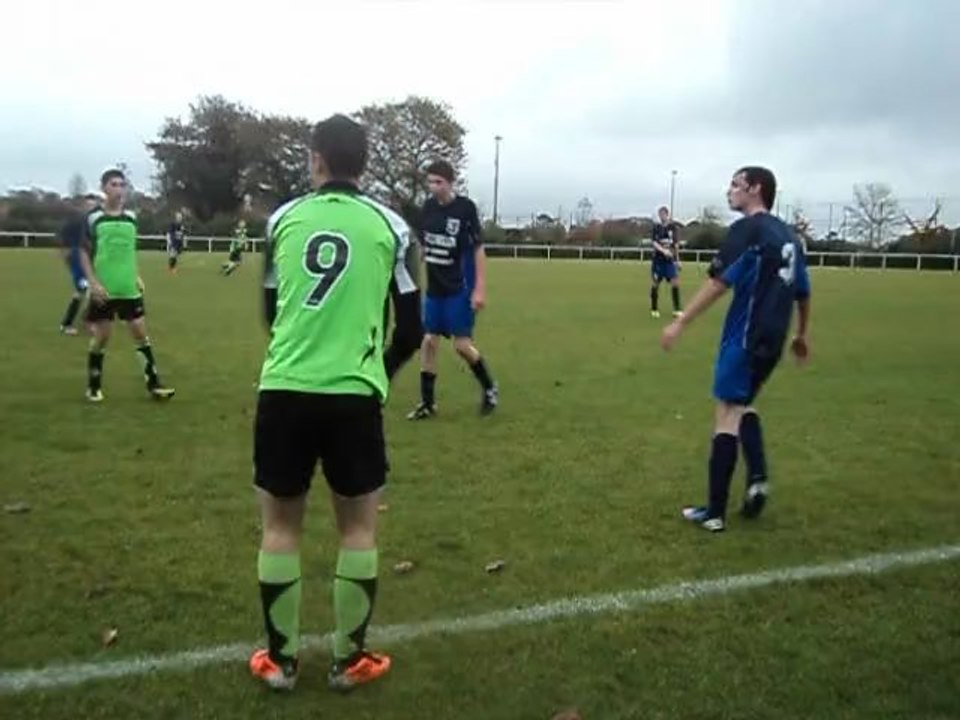 U17 17 novembre 2012 St Gilles :beau sauvetage.