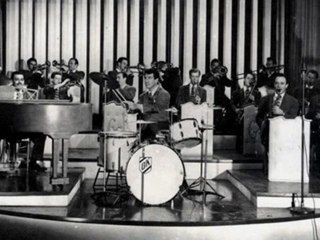 Gene Krupa - Bugle Call Rag