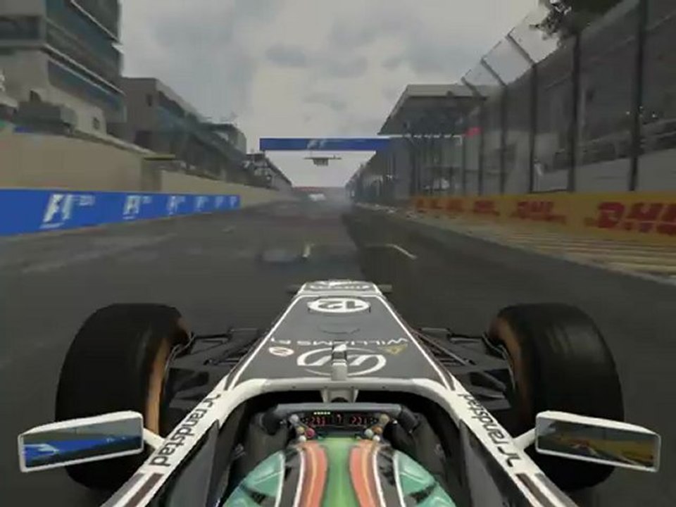 F1 2011 - GP du Brésil - Dépassement osé sur retardataires (4)