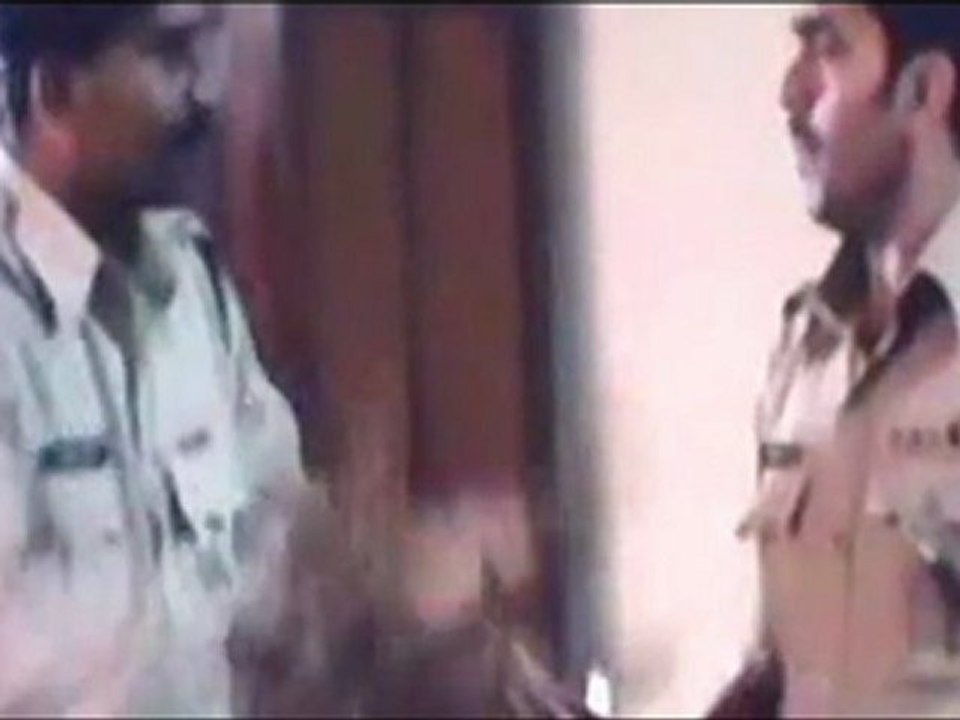 Ata Pata Laapata 18th November 2012part 1