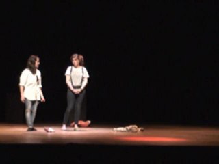 Bond - Numéro d'Equilibre - Marie-Sophie et Eloise