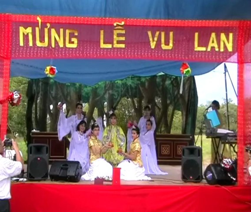05. BÀN ĐÀO TIÊN NỮ - Thi Mai minh họa Mỹ Hương, Vân Anh, Ánh Vân, Ngọc Hân, Julie, Sophie