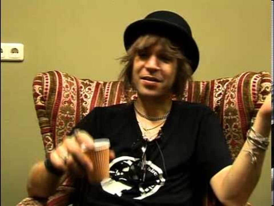 The Dandy Warhols 2008 interview - Peter Holmstrom (part 3)