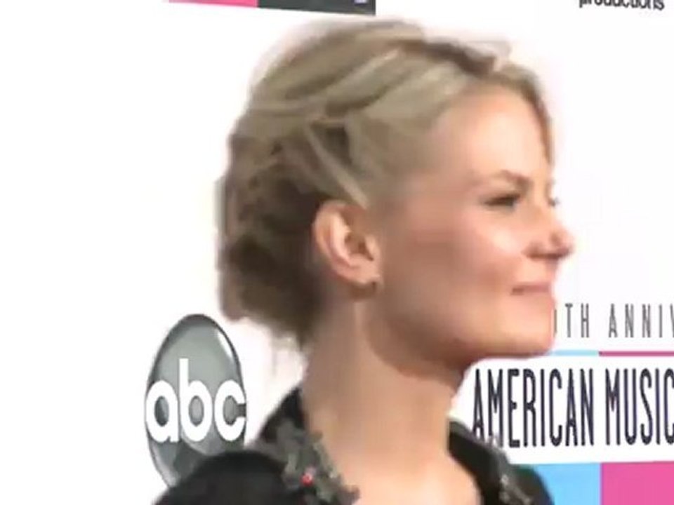 Jennifer Morrison Red Carpet Fashion - AMAs 2012