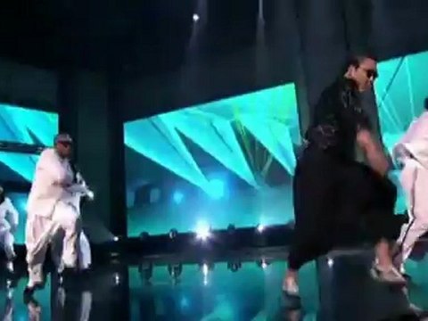 Psy and MC Hammer do Gangnam Style mashup