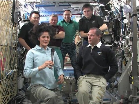 [ISS] Change of Command to Expedition 34