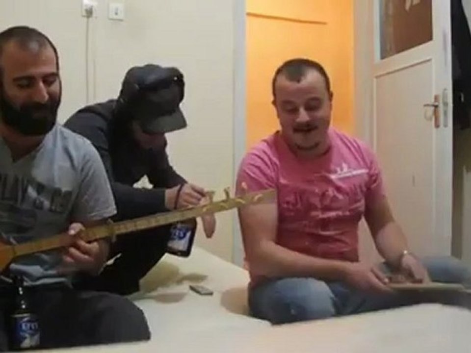 BÜYÜDÜM BÜYÜDÜM EFESLE BÜYÜDÜM