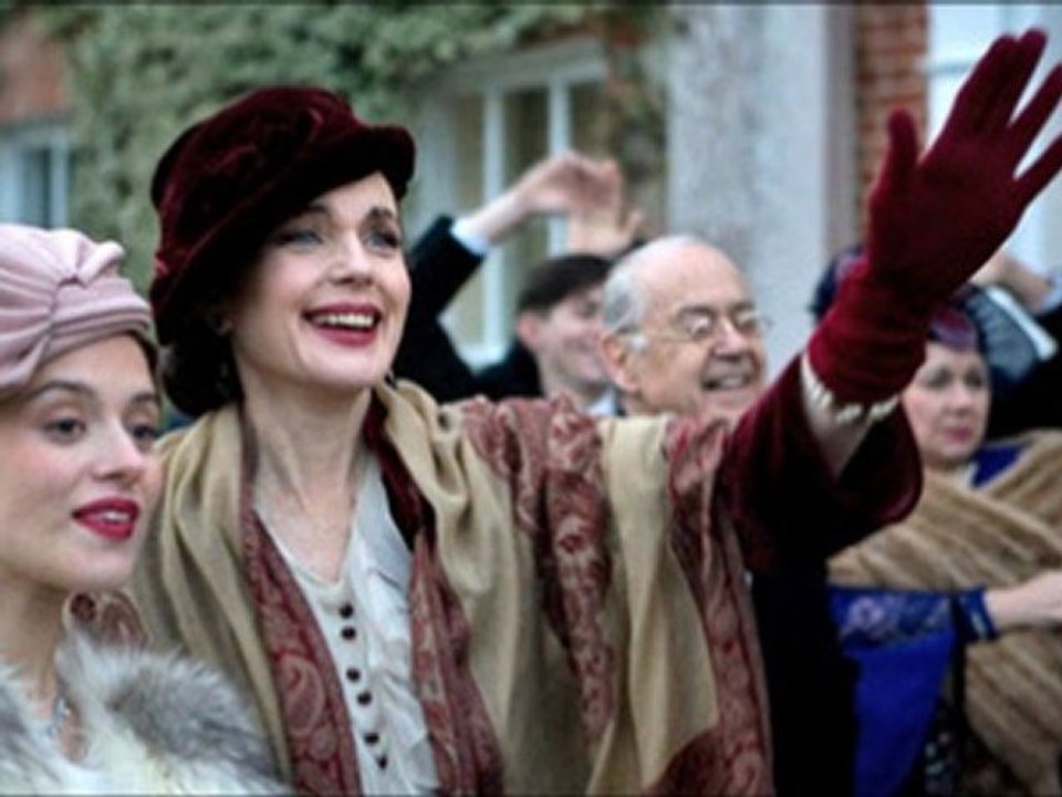 Cheerful Weather for the Wedding (2012) online watch www.hdmoviestore.net