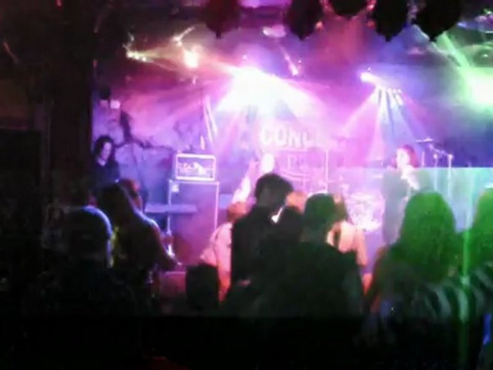 War Pigs by Ozz (Ozzy Osbourne Tribute Band)