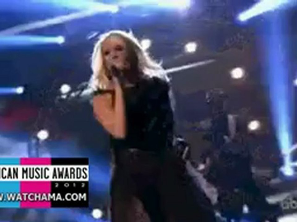 Carrie Underwood Blown away performance American Music Awards 2012