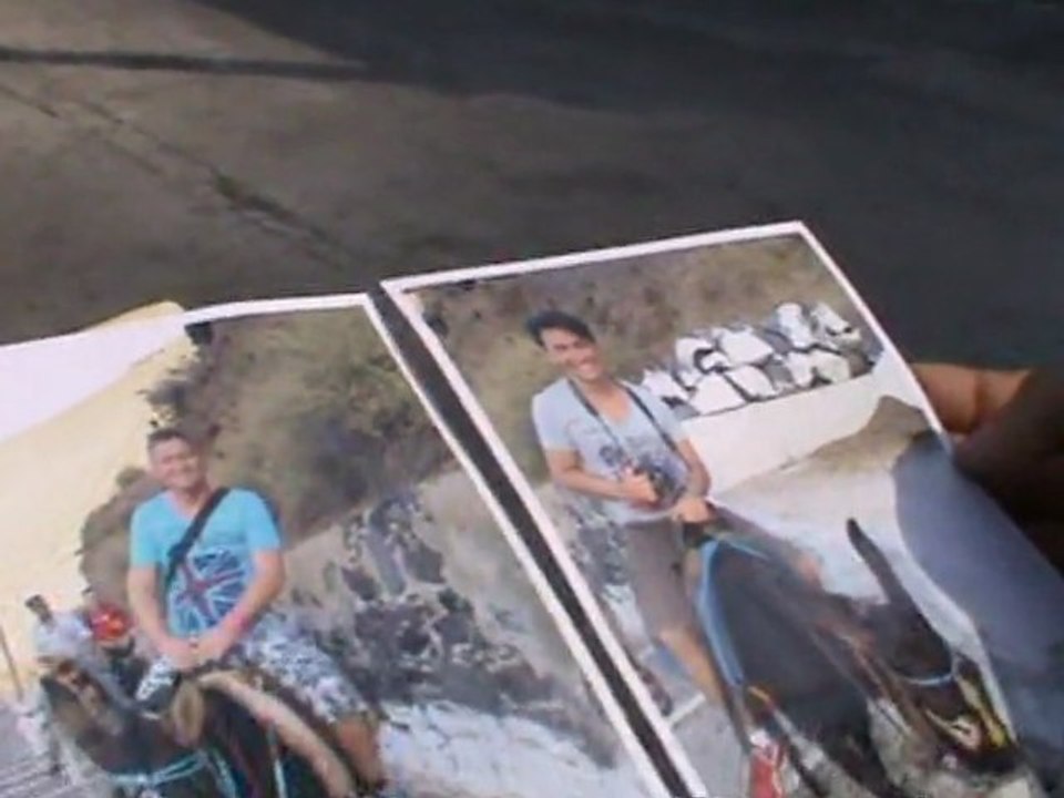 FTI Berlin Kreuzfahrt Santorin Ausflug Eselritt Shopping in Fira