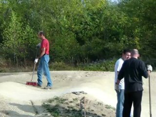 Réfection du terrain de bicross ST GERMAIN DU PUY 3