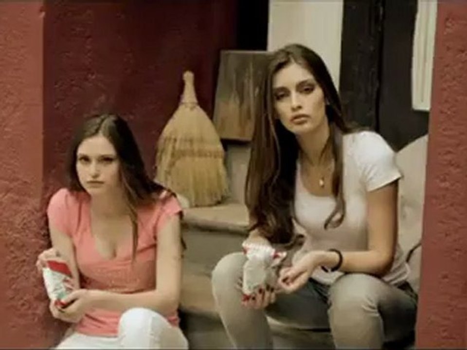 Sadece Arkadaşız SesliBirses Gelsesliye