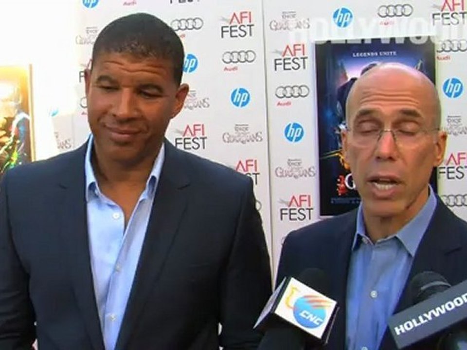 Alec Baldwin attends premiere of Rise of the Guardians - Hollywood.TV