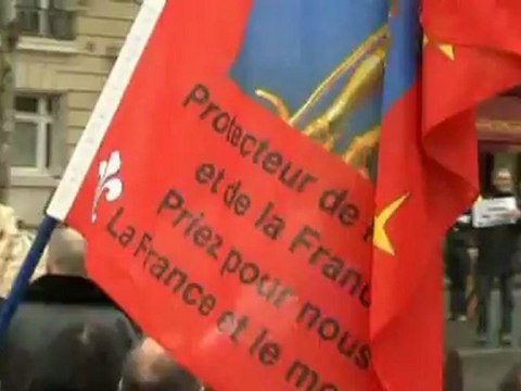 Les Femen agressées : dissolution de Civitas demandée