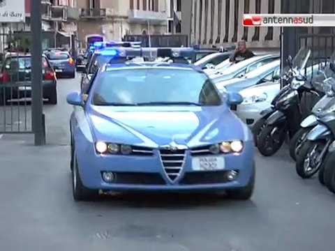 TG 17.11.12 Perquisizioni a casa del cronista di Repubblica dopo pubblicazione articoli Procura