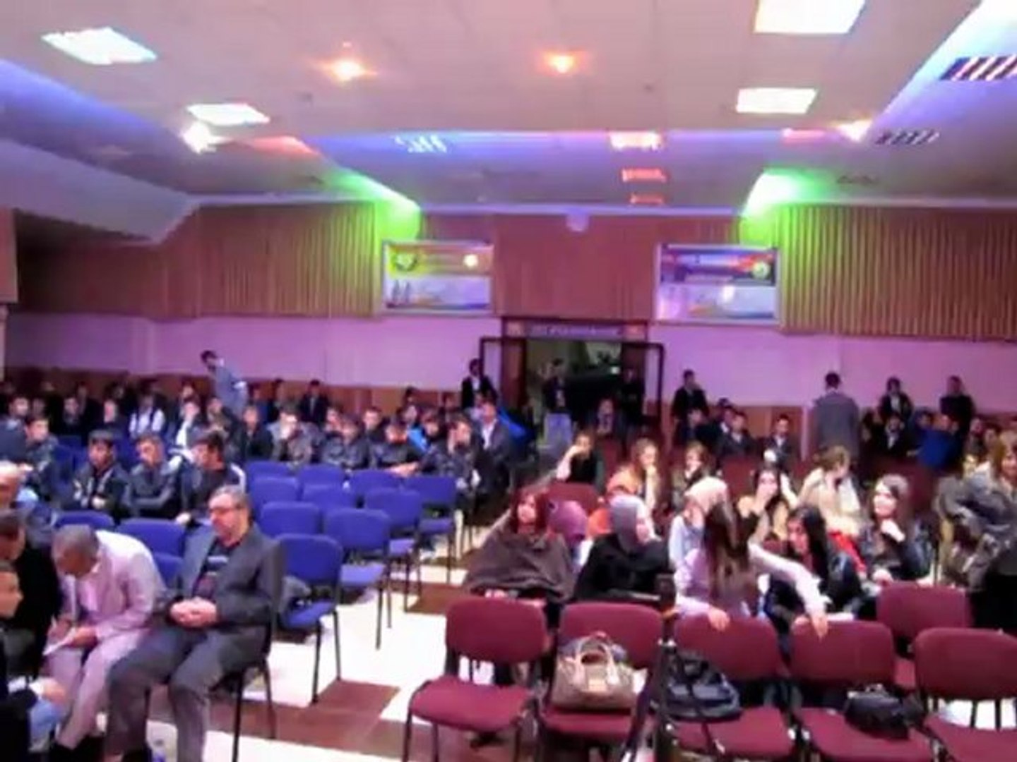 ⁣Şiirler okundu Şarkılar söylendi
