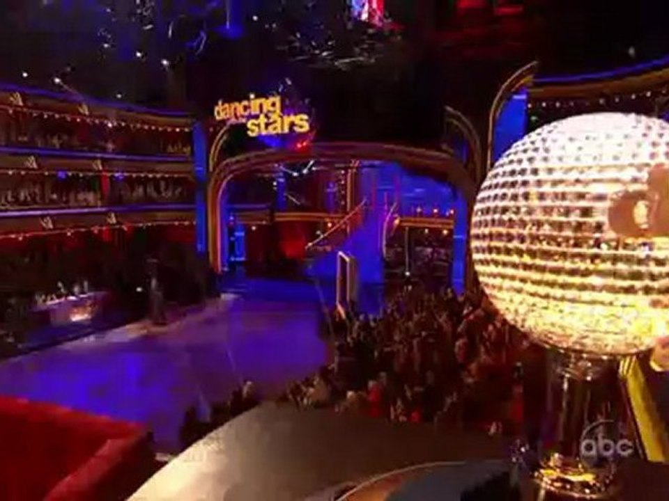 Emmitt Smith & Cheryl Burke - Tango