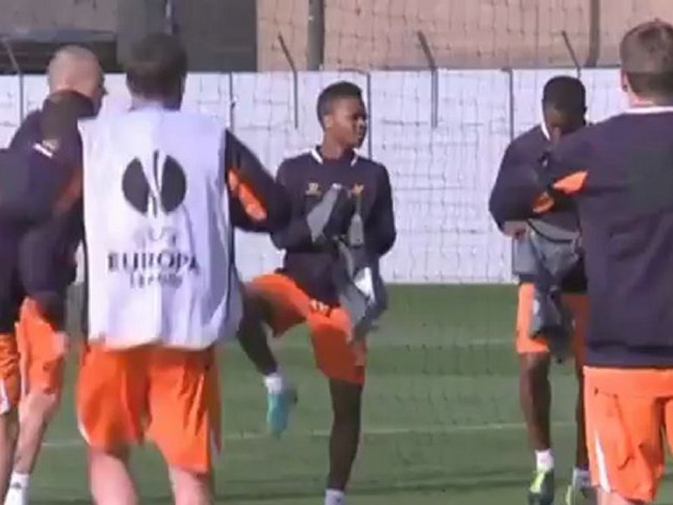 Reds wollen Supertalent Sterling binden