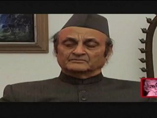 Sonia Gandhi pays homage to Indira Gandhi