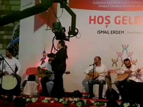 Sabahat Akkiraz - Dostlar Merhaba