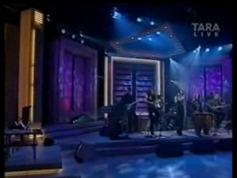 The Corrs - Everybody Hurts