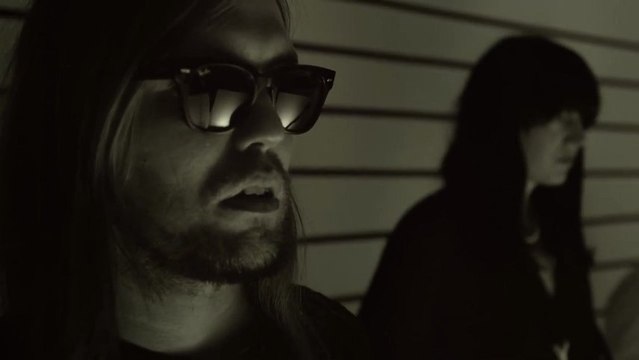 Band Of Skulls - You're Not Pretty But You Got It Goin' On