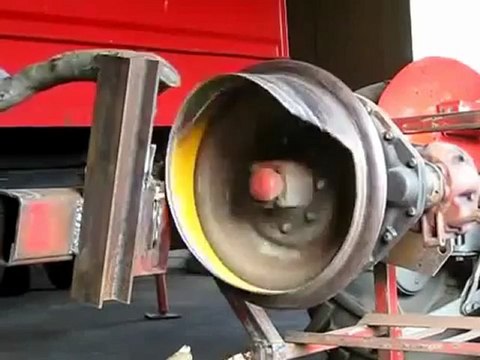 İşte Size Ev Yapımı Odun Kesme Makinası