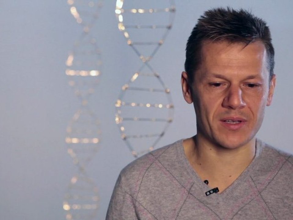 Mircea Cantor, prix Marcel Duchamp 2011 - du 3 octobre 2012 au 7 janvier 2013, présentation de l'exposition