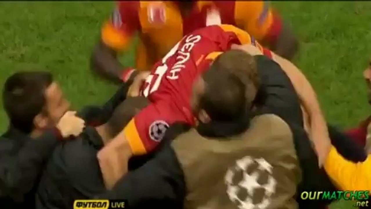 Burak Yilmaz Goal (Galatasaray 1 - 0 Manchester United) 20.11.2012
