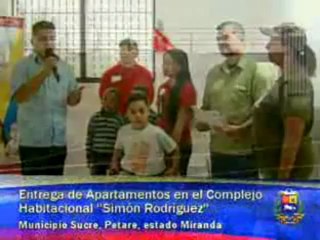 (Vídeo) 120 familias comienzan a disfrutar sus apartamentos en Petare (1/2)