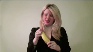 Easy Online Business, Hot Girl and a Banana?