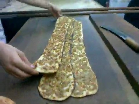 Etlekmek Konyanın damak lezzeti -Konyalı GÜVENÇ Etliekmek Salonu sirkeci
