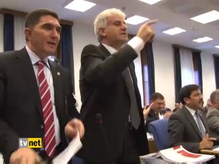 BÜTÇE GÖRÜŞMELERİNDE KAVGA